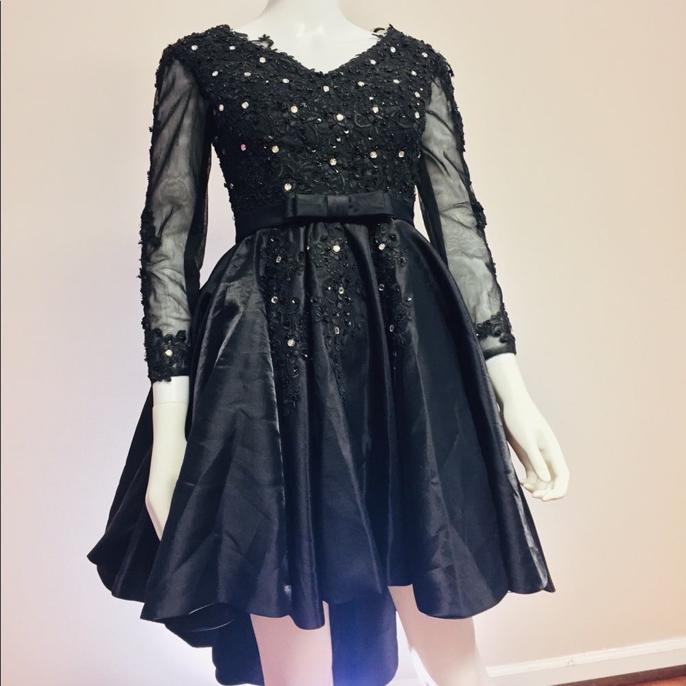 💃🏻 Prom Dress - Picture 5 of 6
